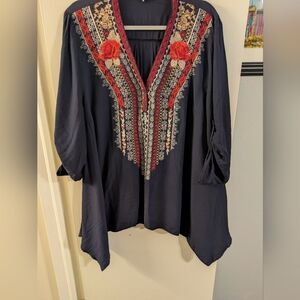 ANDREE BY UNIT Navy Blouse with Red Embroidery